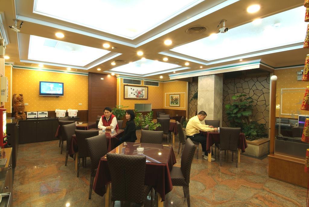 Golden Swallow Hotel Hszincsu Kültér fotó